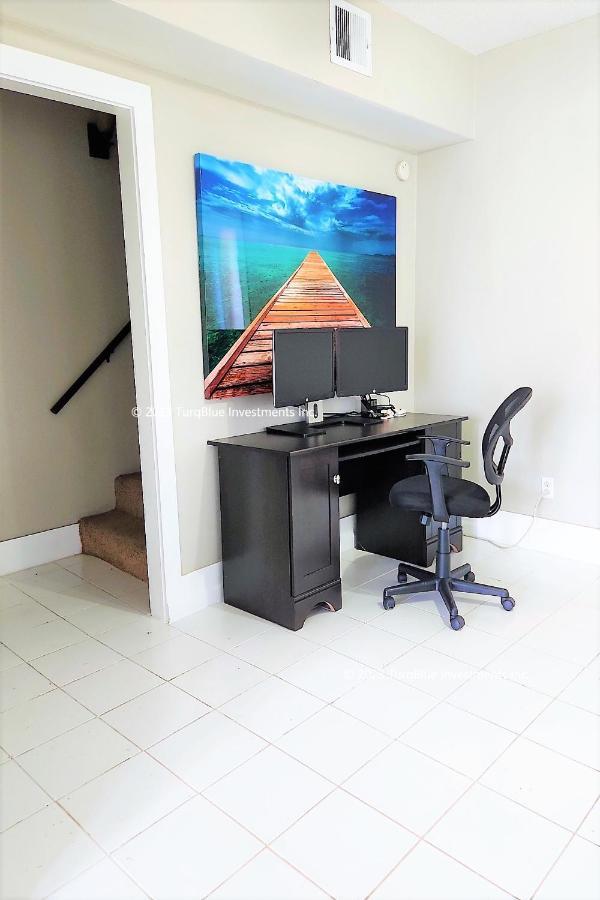 גלווסטון Casaazul-2605B-Pleasure Pier & Beach A Block Away- 3Bed 2Bath 7 Beds- 7 Minutes To Cruise Terminal מראה חיצוני תמונה