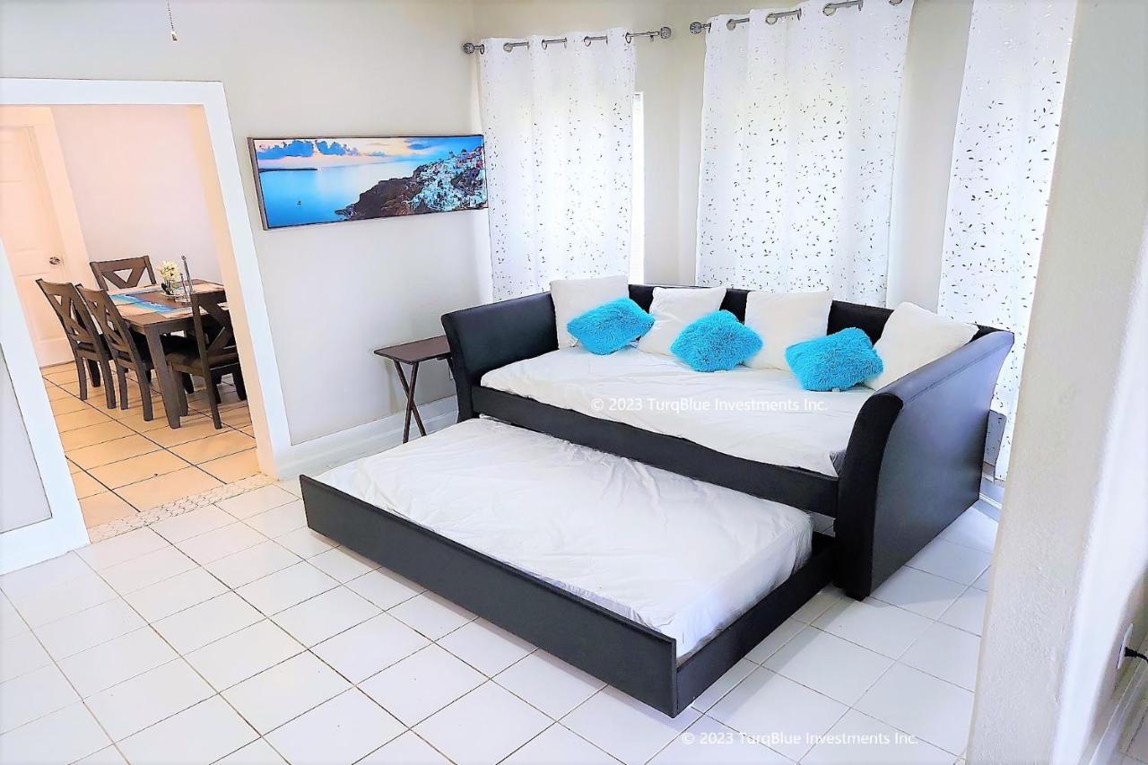 גלווסטון Casaazul-2605B-Pleasure Pier & Beach A Block Away- 3Bed 2Bath 7 Beds- 7 Minutes To Cruise Terminal מראה חיצוני תמונה