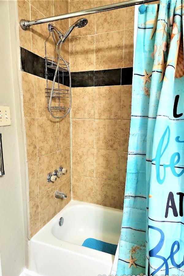 גלווסטון Casaazul-2605B-Pleasure Pier & Beach A Block Away- 3Bed 2Bath 7 Beds- 7 Minutes To Cruise Terminal מראה חיצוני תמונה