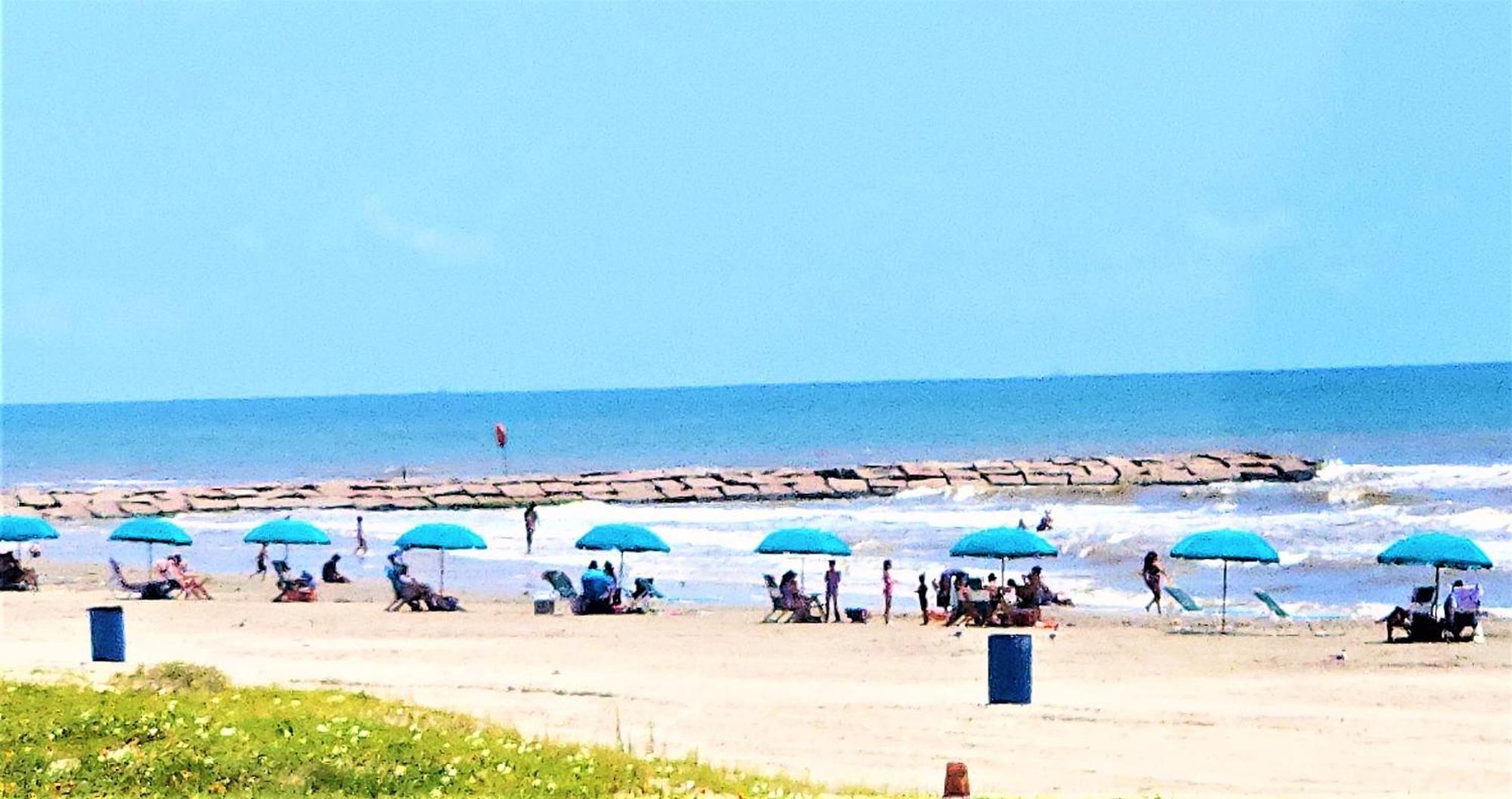 גלווסטון Casaazul-2605B-Pleasure Pier & Beach A Block Away- 3Bed 2Bath 7 Beds- 7 Minutes To Cruise Terminal מראה חיצוני תמונה